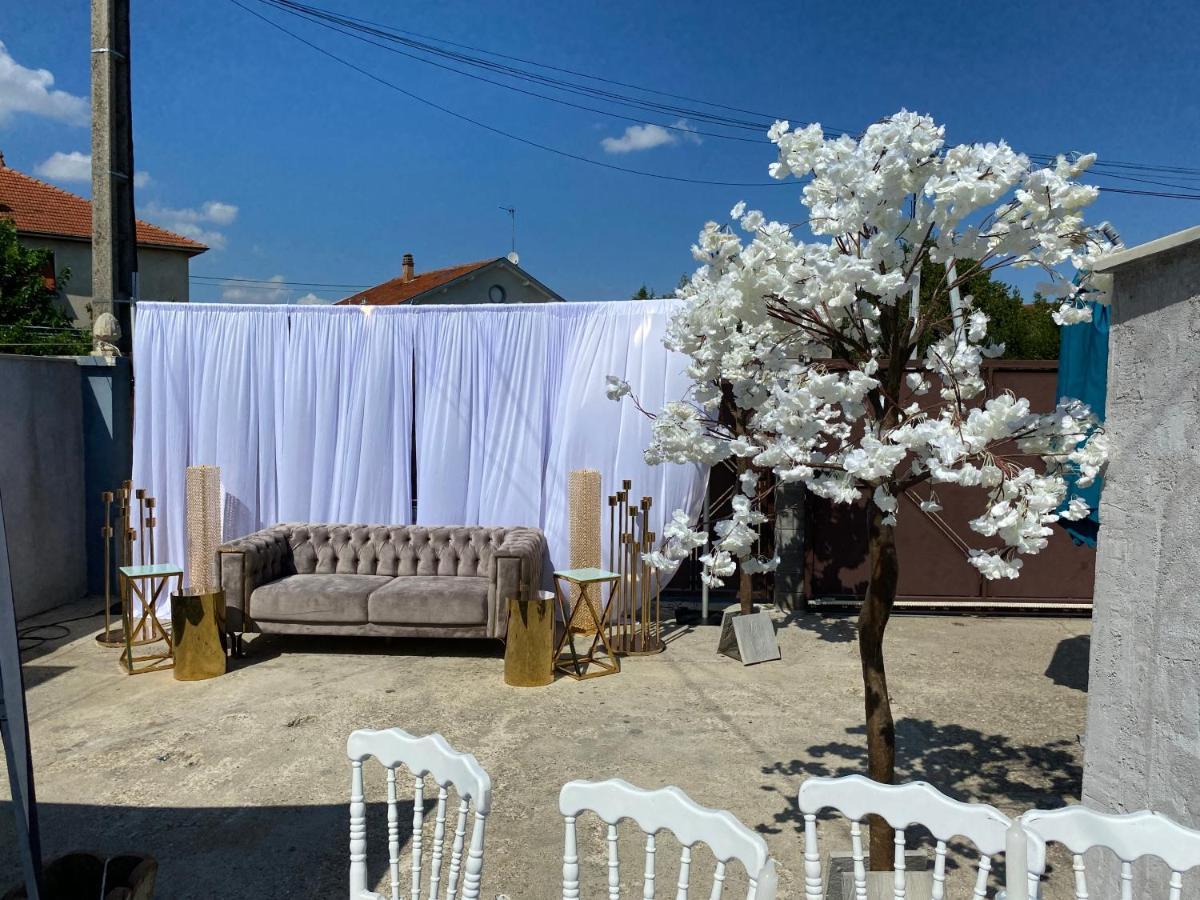 Apartament Pavillon Bon Enfant Saint-Priest  Zewnętrze zdjęcie
