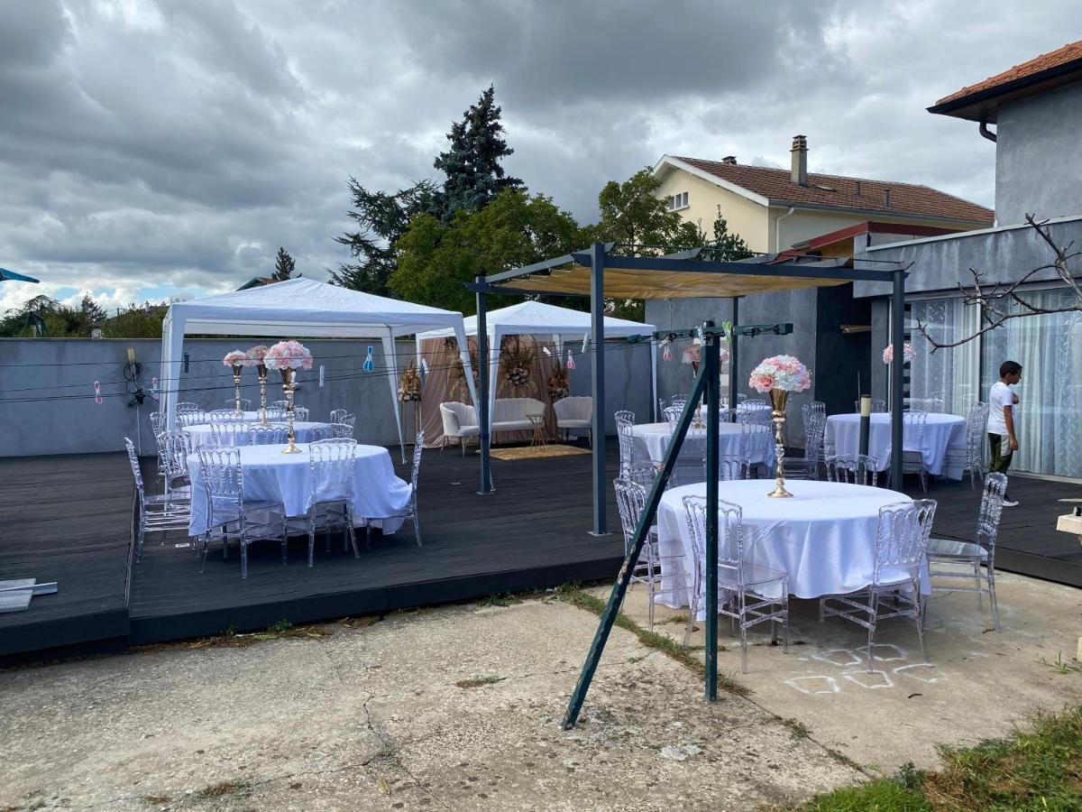 Apartament Pavillon Bon Enfant Saint-Priest  Zewnętrze zdjęcie