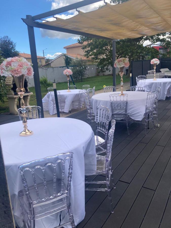 Apartament Pavillon Bon Enfant Saint-Priest  Zewnętrze zdjęcie