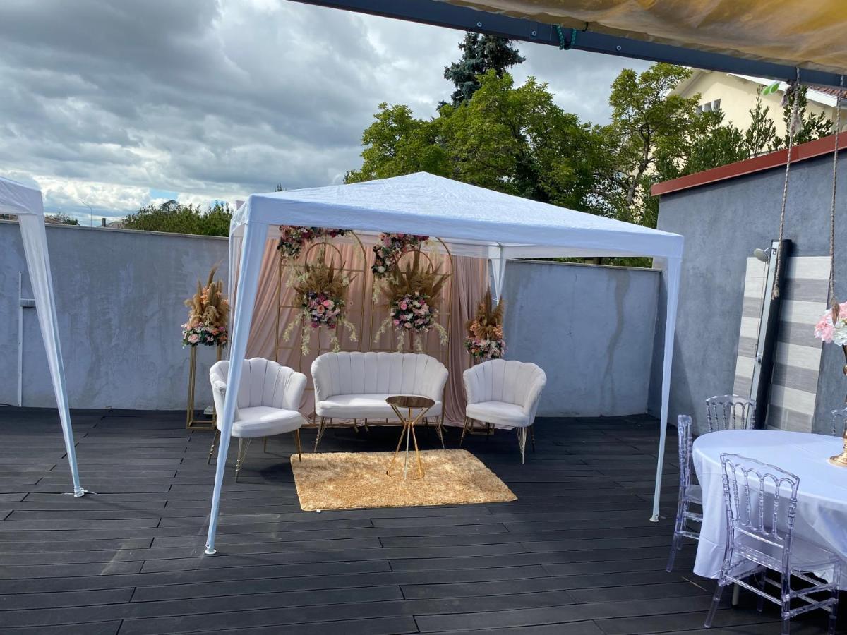 Apartament Pavillon Bon Enfant Saint-Priest  Zewnętrze zdjęcie